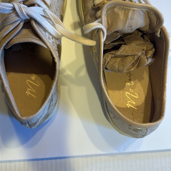 Matisse Tori leather upper gold splatter lace up sneakers with colors of cream - Picture 8 of 8